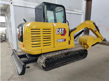 Mini bager CATERPILLAR 306E2