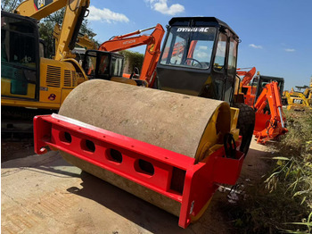 Kompaktor DYNAPAC