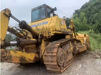 Buldožer KOMATSU