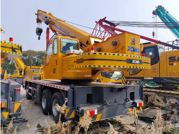 Autodizalica XCMG QY25K