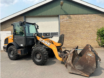 Utovarivač na kotačima Case 21F: slika Utovarivač na kotačima Case 21F