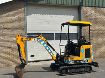 Mini bager JCB 19C-1