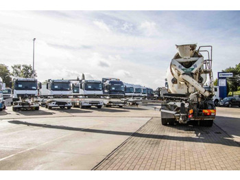 Automješalica Renault C430+THEAM 12M (belt/band/tapis): slika Automješalica Renault C430+THEAM 12M (belt/band/tapis)