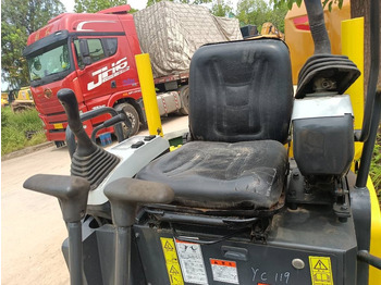 Novi Bager gusjeničar Komatsu PC 18: slika Novi Bager gusjeničar Komatsu PC 18