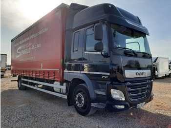 Kamion s ceradom DAF CF 320