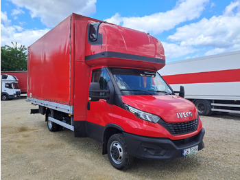 Dostavno vozilo s ceradom IVECO Daily