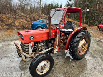 Traktor MASSEY FERGUSON 1000 series