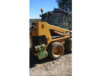 Mini utovarivač 2002 Cat 216 kompaktlaster med motorvarmer: slika Mini utovarivač 2002 Cat 216 kompaktlaster med motorvarmer