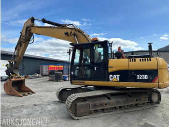 Bager CATERPILLAR 323D