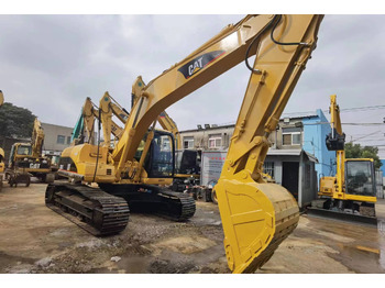 Bager gusjeničar CATERPILLAR 320CL