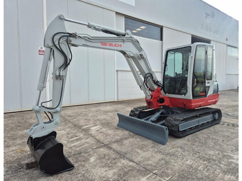 Mini bager Takeuchi TB250: slika Mini bager Takeuchi TB250