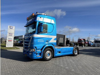 Tegljač SCANIA R 450