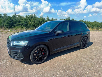 SUV Audi SQ7 Black Edition. panoramo sun roof. . oil heater. head up display. 21" alu weels. night vision. B&O sound system.: slika SUV Audi SQ7 Black Edition. panoramo sun roof. . oil heater. head up display. 21" alu weels. night vision. B&O sound system.