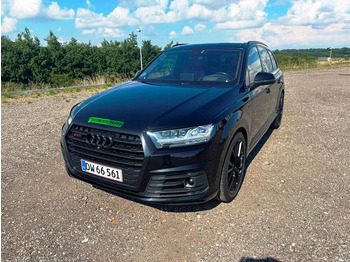 SUV Audi SQ7 Black Edition. panoramo sun roof. . oil heater. head up display. 21" alu weels. night vision. B&O sound system.: slika SUV Audi SQ7 Black Edition. panoramo sun roof. . oil heater. head up display. 21" alu weels. night vision. B&O sound system.