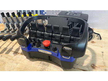 Novi Traktorska šumska prikolica Set Scanreco RC400 with Walvoil DPX100 Manitex, Palfinger, Atlas, Cormach: slika Novi Traktorska šumska prikolica Set Scanreco RC400 with Walvoil DPX100 Manitex, Palfinger, Atlas, Cormach