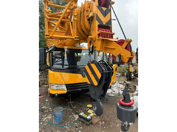 Autodizalica XCMG QY35K