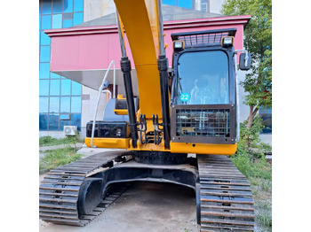 Bager gusjeničar CATERPILLAR 320D2