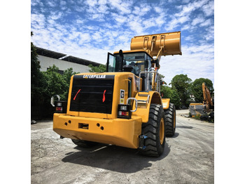 Utovarivač na kotačima CATERPILLAR 966H