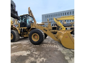 Utovarivač na kotačima CATERPILLAR 966H