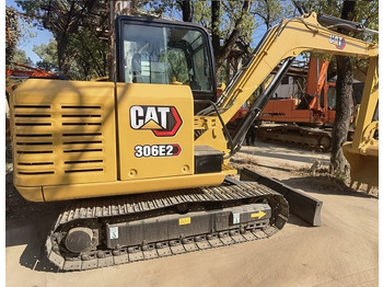 Mini bager CATERPILLAR 306E2
