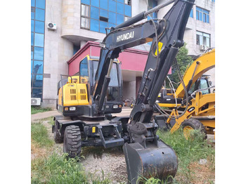 Zakup  Hyundai HW60  excavator Hyundai HW60  excavator: slika Zakup  Hyundai HW60  excavator Hyundai HW60  excavator