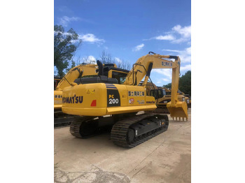 Bager gusjeničar KOMATSU PC200-8