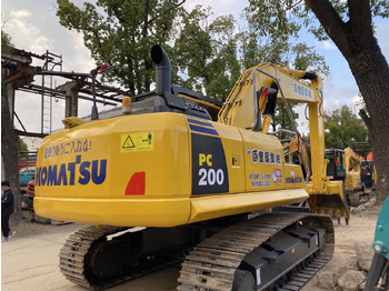 Bager gusjeničar Komatsu PC200-8 Excavator: slika Bager gusjeničar Komatsu PC200-8 Excavator