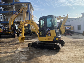Mini bager KOMATSU PC55