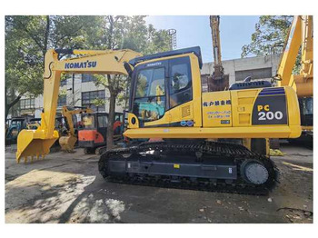 Bager gusjeničar KOMATSU PC220-8