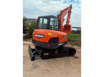 Mini bager DOOSAN DH60