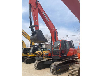 Bager gusjeničar DOOSAN DX225