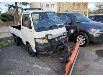 Vozilo za čišćenje snijega Piaggio Piaggio Porter 4X4 Skrzynia odśnieżarka Pług 2011: slika Vozilo za čišćenje snijega Piaggio Piaggio Porter 4X4 Skrzynia odśnieżarka Pług 2011