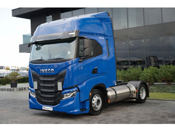 Tegljač Iveco S-WAY / 460 / RETARDER / LNG /: slika Tegljač Iveco S-WAY / 460 / RETARDER / LNG / Tegljač Iveco S-WAY / 460 / RETARDER / LNG /: slika Tegljač Iveco S-WAY / 460 / RETARDER / LNG /