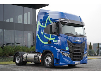 Tegljač IVECO S-WAY