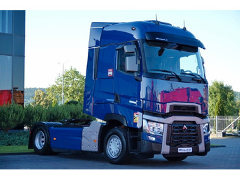 Tegljač RENAULT T 520