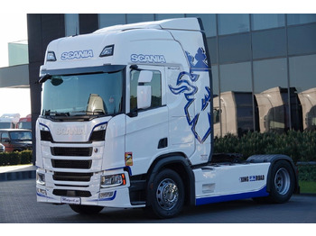 Tegljač SCANIA R 450