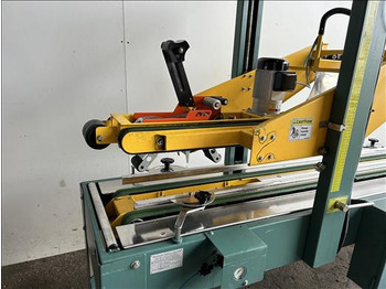 Stroj za pakiranje Signode 5FAM Case taper: slika Stroj za pakiranje Signode 5FAM Case taper Stroj za pakiranje Signode 5FAM Case taper: slika Stroj za pakiranje Signode 5FAM Case taper