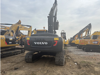 Bager gusjeničar Volvo EC 240: slika Bager gusjeničar Volvo EC 240