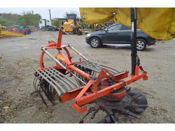 Prevrtač sijena/ Grabulje Fella TS 391: slika Prevrtač sijena/ Grabulje Fella TS 391 Prevrtač sijena/ Grabulje Fella TS 391: slika Prevrtač sijena/ Grabulje Fella TS 391