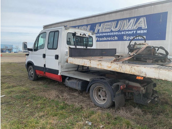 Mini tegljač, Dostavno vozilo s dvostrukom kabinom Iveco 40C 15: slika Mini tegljač, Dostavno vozilo s dvostrukom kabinom Iveco 40C 15