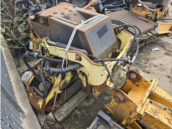 Šumarski stroj za krčenje John Deere H414 Harvester Head: slika Šumarski stroj za krčenje John Deere H414 Harvester Head