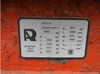 Poluprikolica s niskim utovarivačem UMM RJ 40: slika Poluprikolica s niskim utovarivačem UMM RJ 40