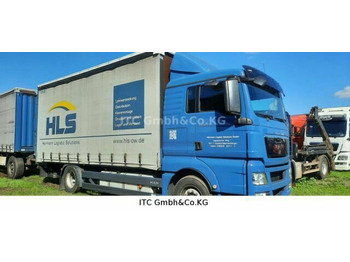 Kamion s ceradom MAN TGX 18.400