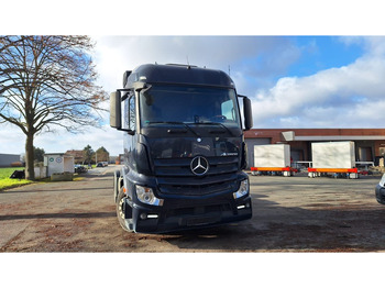 Tegljač MERCEDES-BENZ Actros 1840