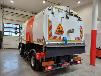 Cestovna čistilica RENAULT D12 Zamiatarka Kehrmaschine 2 Motoren SEMAT Zoeller Szczotki L/R Euro 6 PM10 2017r: slika Cestovna čistilica RENAULT D12 Zamiatarka Kehrmaschine 2 Motoren SEMAT Zoeller Szczotki L/R Euro 6 PM10 2017r