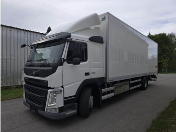 Kamion sandučar VOLVO FM 330