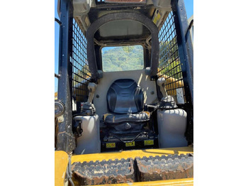 Mini utovarivač CAT 236 B: slika Mini utovarivač CAT 236 B