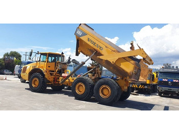 Zglobni istovarivač Volvo A35D: slika Zglobni istovarivač Volvo A35D