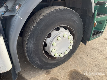 Kamion-šasija 2012 Renault Premium 6x2 Sleeper Cab and Chassis: slika Kamion-šasija 2012 Renault Premium 6x2 Sleeper Cab and Chassis