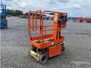 Platforma za podizanje stupa u okomitom položaju JLG 1230ES Vertical Mast Lift: slika Platforma za podizanje stupa u okomitom položaju JLG 1230ES Vertical Mast Lift